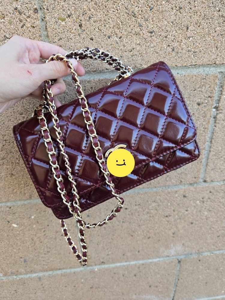 Red wine Wallet on Chain