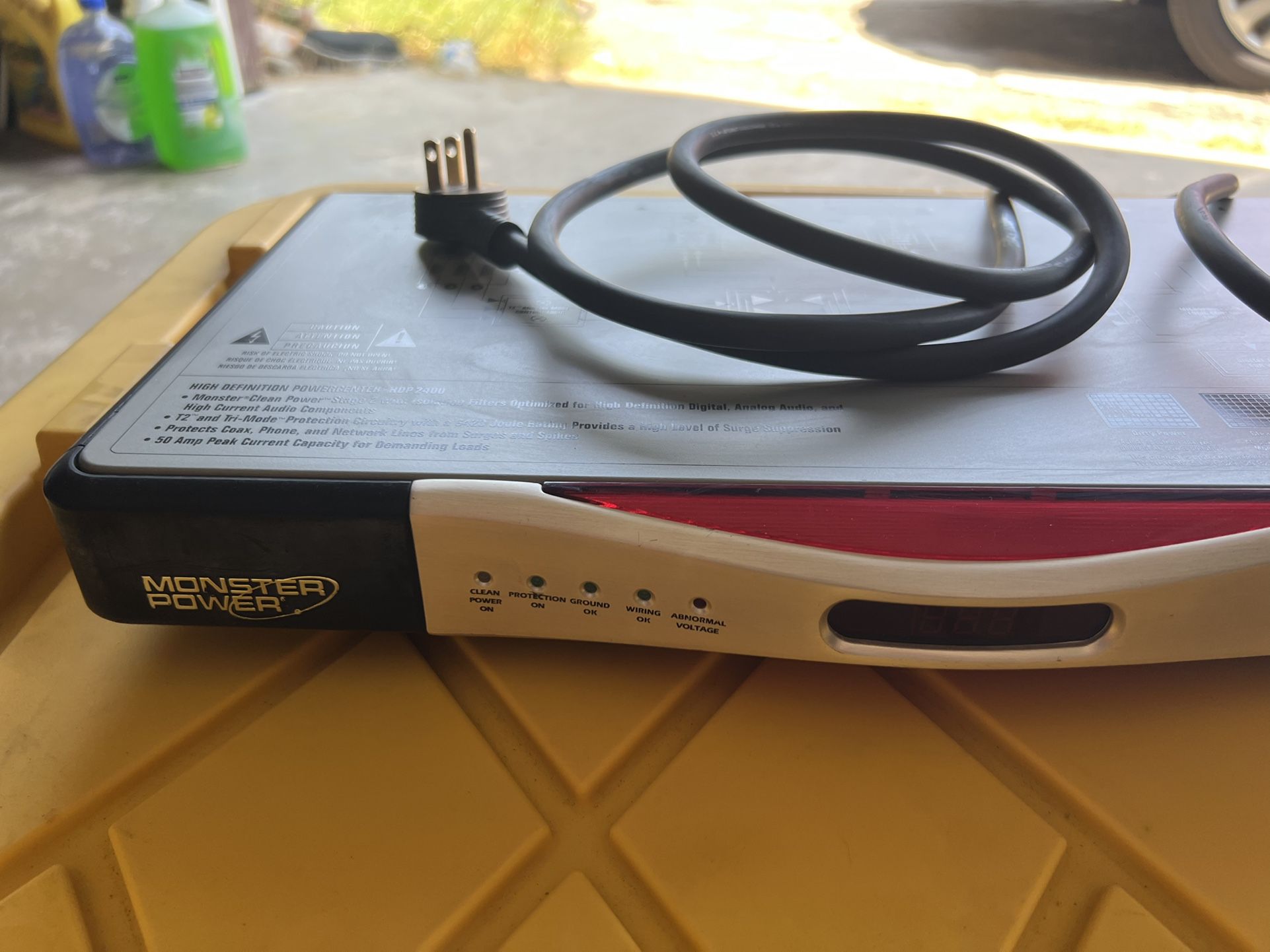 Monster Power HDP 2400 High Definition PowerCenter Surge Protector MAKE AN OFFER!!