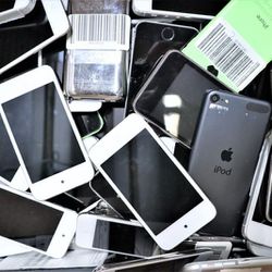 Apple / Samsung Android Scrap Phones ,iPads,AirPods, MacBooks & iPods 3pcs Lot