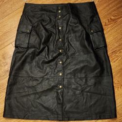 Women's Black Faux Leather Cargo Skirt Size 20