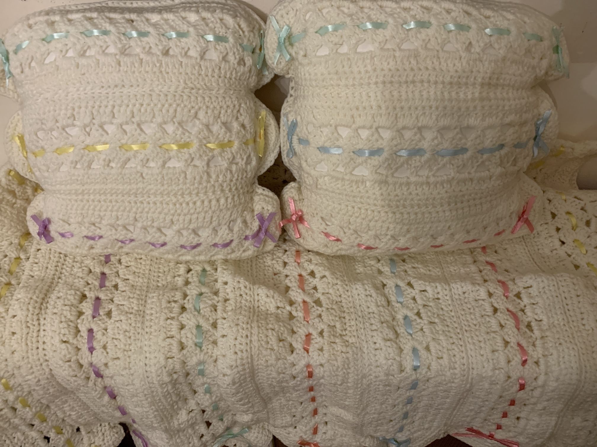 Crochet Baby Blanket With Two Pillows