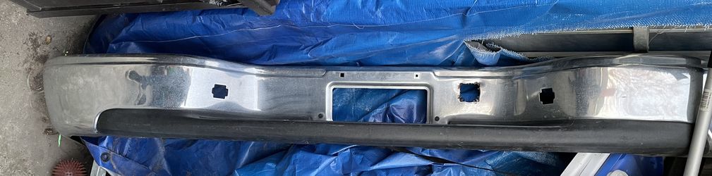 2000-2006   OEM  ~ GMC , Chevy GM  Rear Bumper W/plastics.   