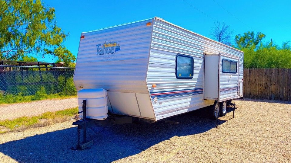 2002 Thor Tahoe 24.Ft Slide Out