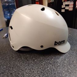 bern. Helmet Bike Board Size. XXL g To XXX Lg.  