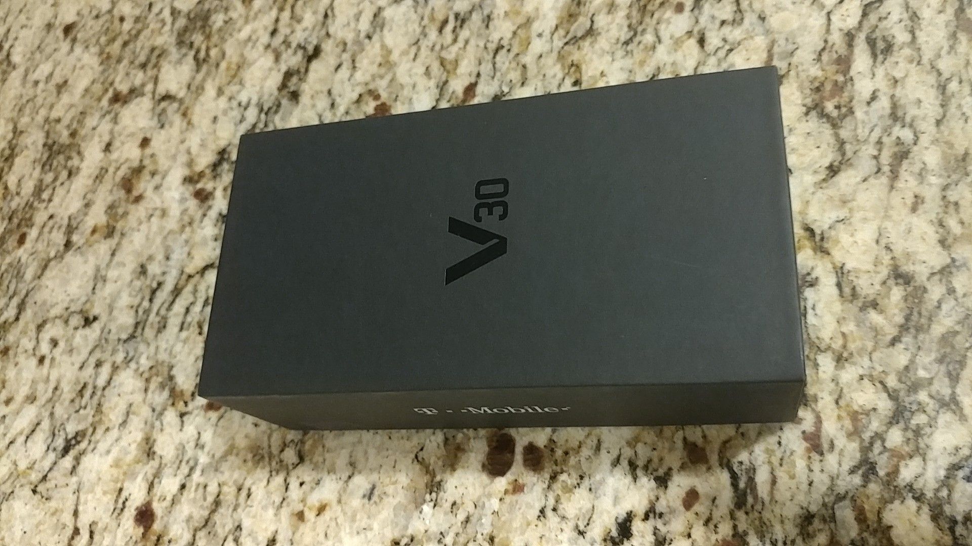 Used LG V30 H932 - 64GB - Silver (T-Mobile) Smartphone - Extra Accessories. Excellent condition.
