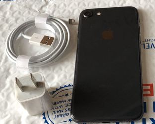 iPhone 8 64GB Factory Unlocked