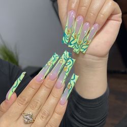 Nails 