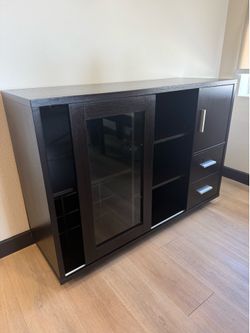 Dark Cappuccino Wooden Credenza/Wine/Bar Buffet