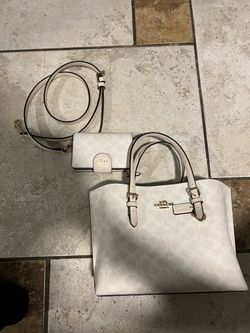 Coach Signature Tote Bag and Wallet Set