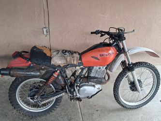 Honda 500cc dirtbike