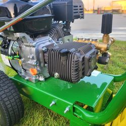 JOHN DEER GAS 3200 PSI PRESSURE WHASHER NEW