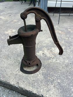 Peters Pump Co, Inc Vintage Well Pump