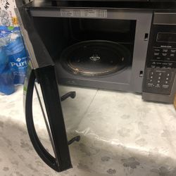 Microwave works great very clean $40 each or both for 70