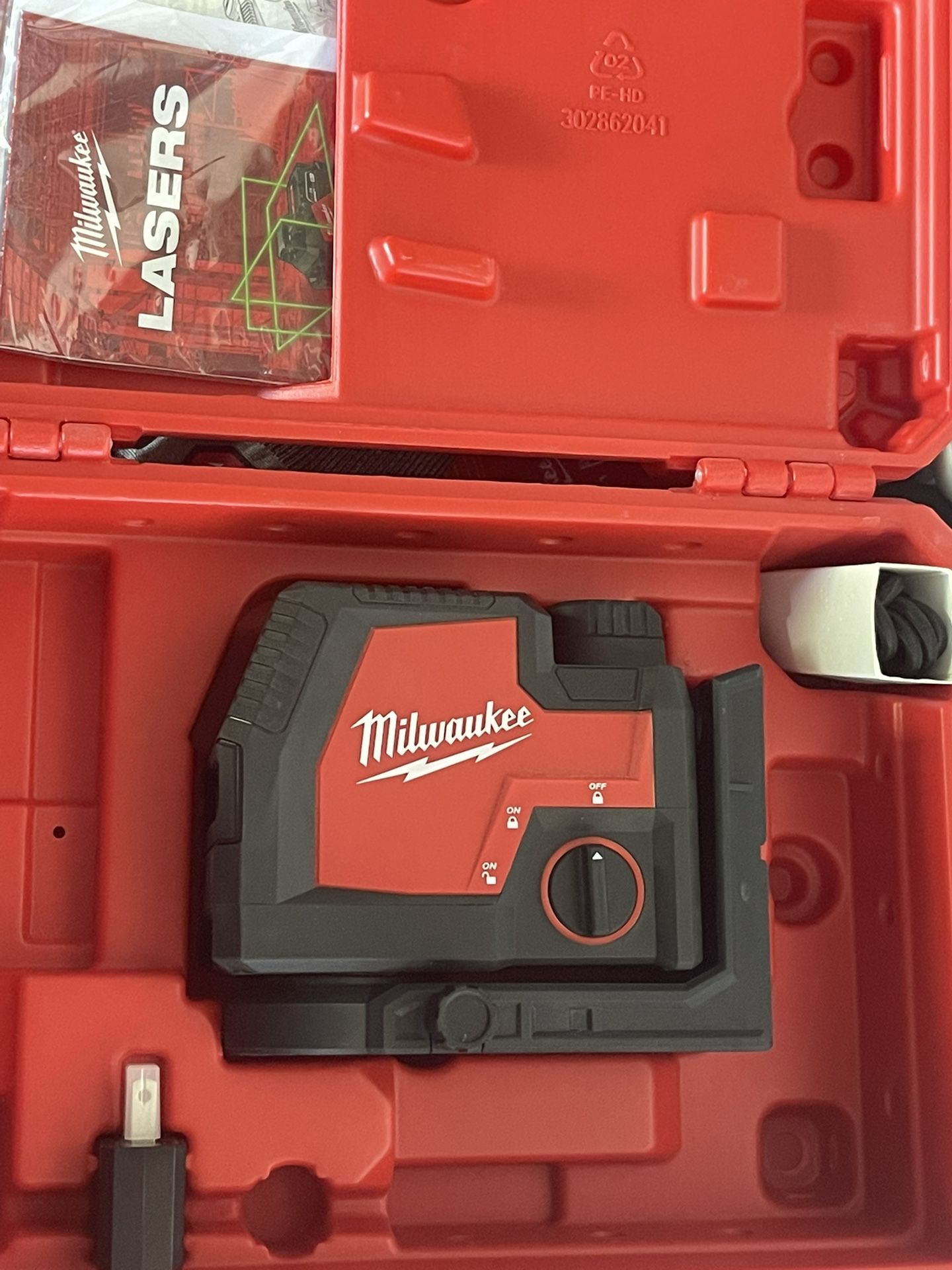 Milwaukee Laser