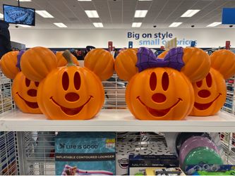 halloween disney pumpkin