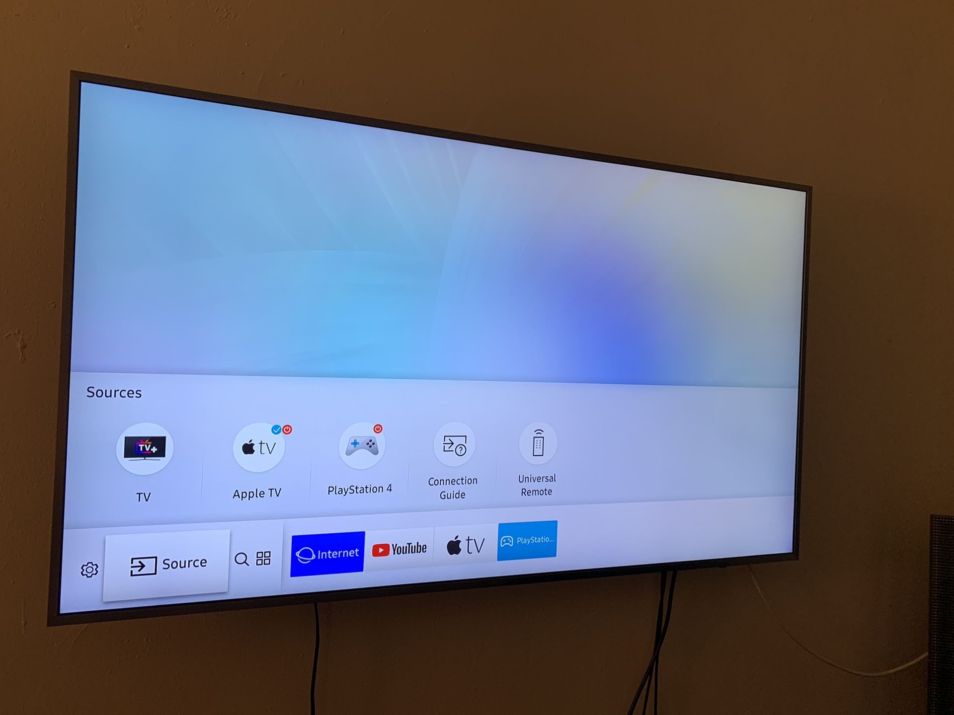 Samsung 4K 55 inch + tv mount