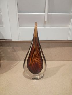 Glass sculpture