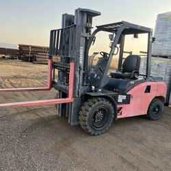 Forklift
