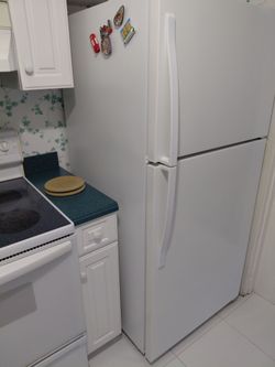 30" Fridge