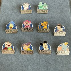 Disney 25 Year Pin