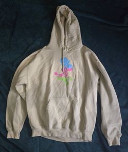 beige walmart gildan sweatshirt