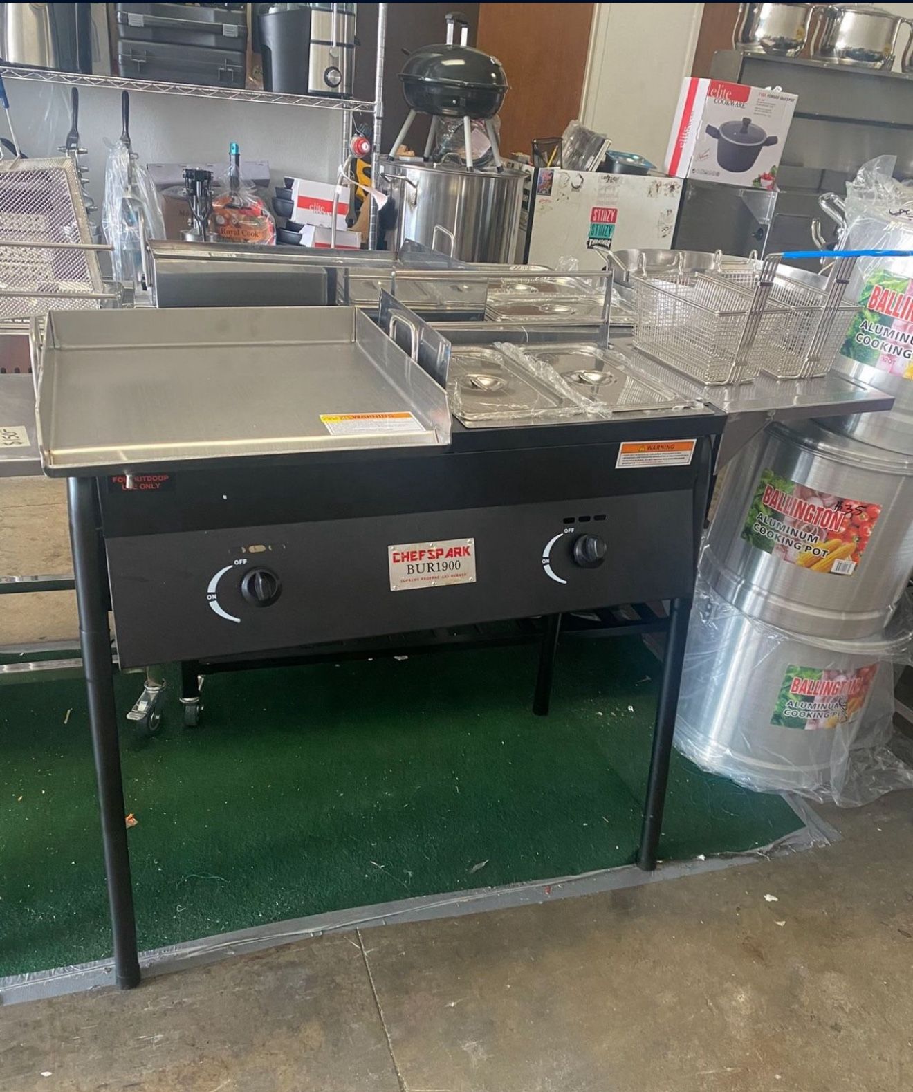 Taco Cart w/ Griddle 18x16 Stainless Steel Double Deep Fryer 2 Deep Trays 3 in 1 Portable Detachable legs to use as a counter top ideal for Restaurant