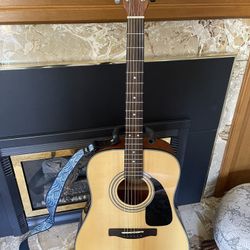 Fender Dreadnought Guitar DG8SNAT