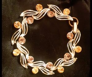 Vintage Rhinestone Bracelet Yellow Stones 7"