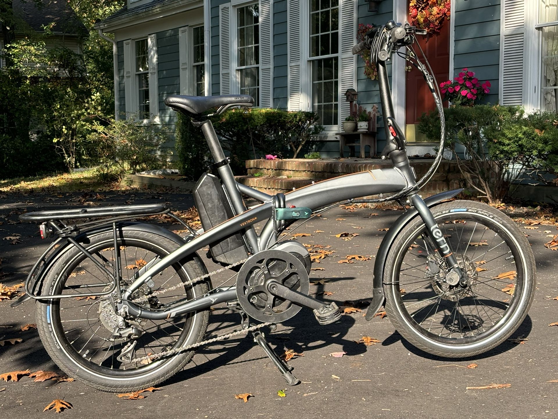 Tern Vectron D8 Folding Ebike Electric Bicycle
