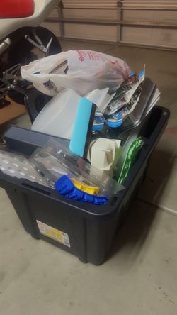 Cake supplies