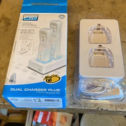 Wii Charging Station
