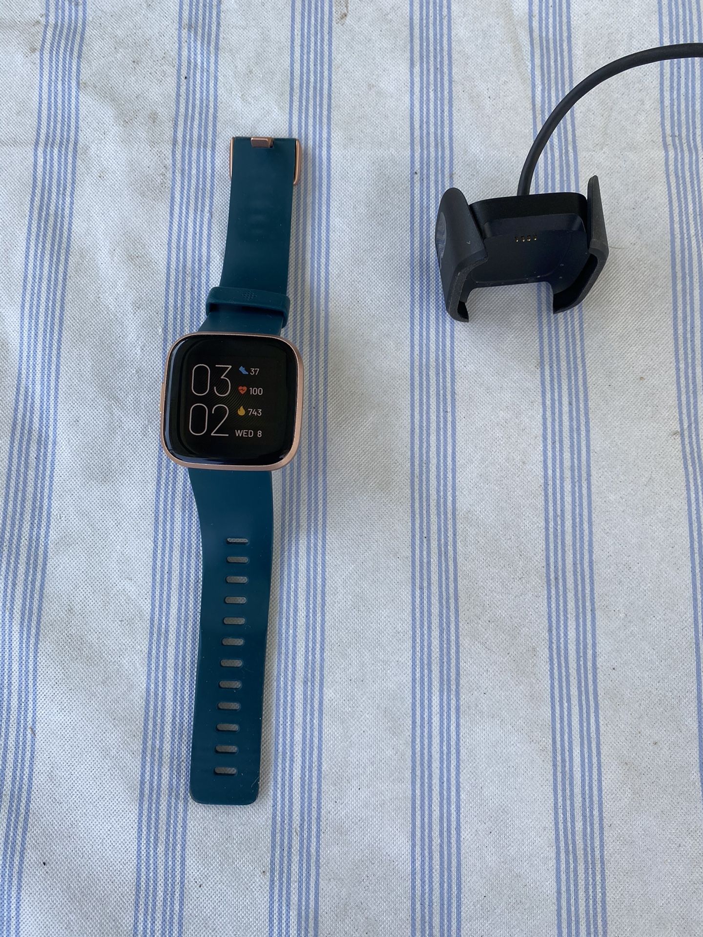 Fitbit Versa 2 Smartwatch