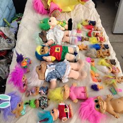 Old School Vintage Troll Doll Collection No Offers No Trades 75th Ave Indian School Serious Buyers Only Please $30 Cash Takes All Of It Cheap