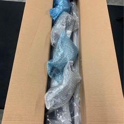 Roof Rails for Volvo Jaguar Porsche Honda! Make and models that these fit are listed in the pictures Brand New Open Box $35 cash or electronic pay