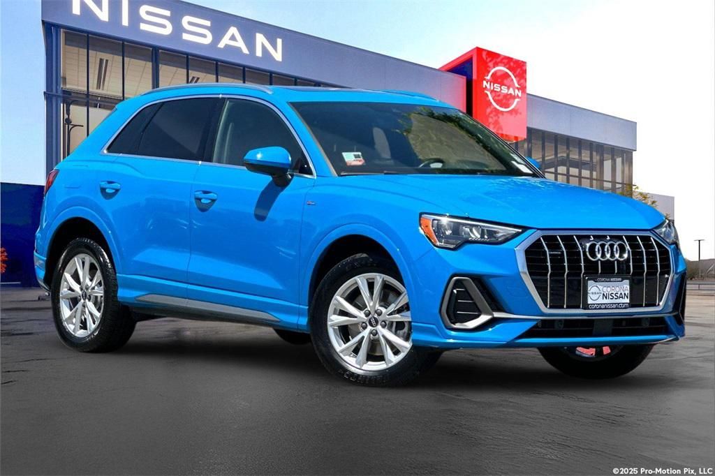 2022 Audi Q3