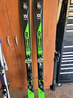 Volkl RTM 84 Snow Skis W Marker Bindings 177cm