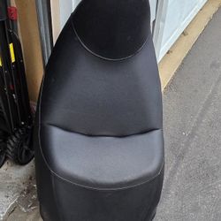 Honda F6B Seat 