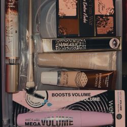 Makeup Bundle take everything for $25 Read Description please 💗