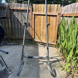 Pull up Stand