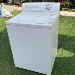 Lavadora Para Partes O Camviarle El Voton 