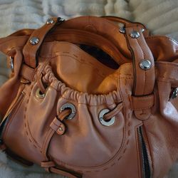 B Makowsky Leather Purse