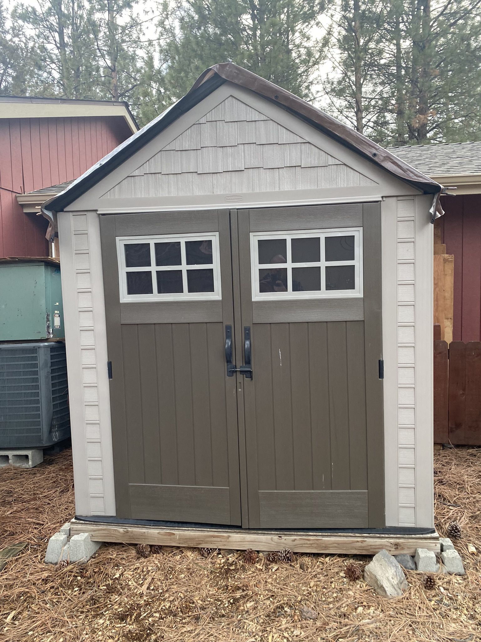 Storage Shed 8’ X 8’ Rubbermaid