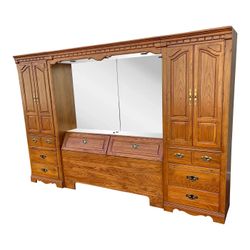 Thomasville Natural Oak Bedroom Set