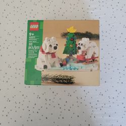 LEGO 40571 Wintertime Polar Bears Set age +9