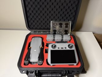 DJI Air 3 Fly More Combo + RC 2 Screen Controller – Excellent Condition