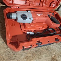 Milwaukee Rotary Hammer 
