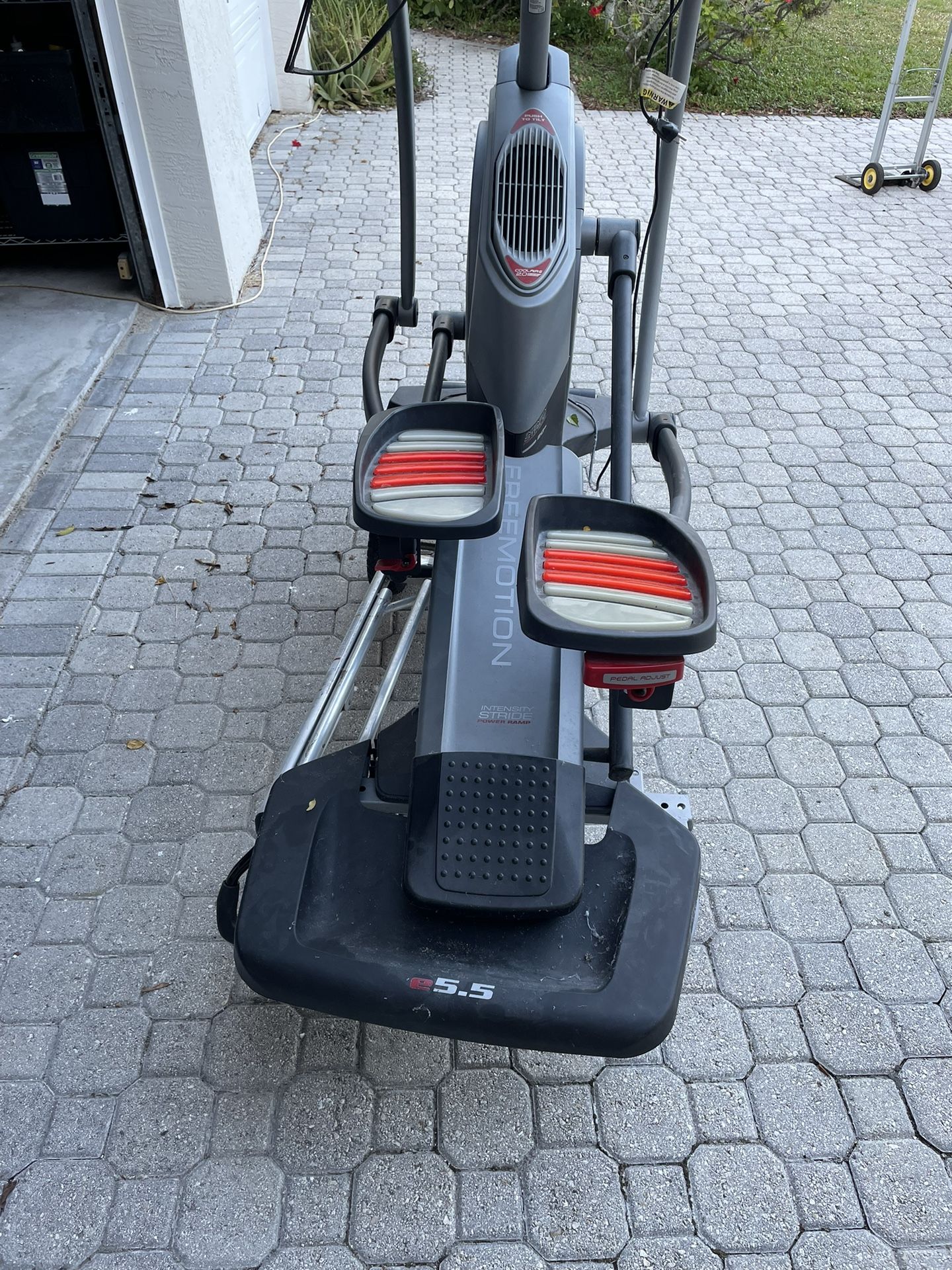 Elliptical Exercise Machine