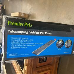 Premier Pet Telescoping Vehicle Pet Ramp