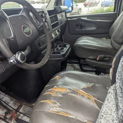 2014 Chevy Van Cargo Barn Doors Side And Rear 192 ,000 Mi V6 4.3