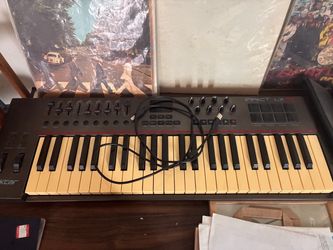 Nektar Impact LX 49 midi keyboard